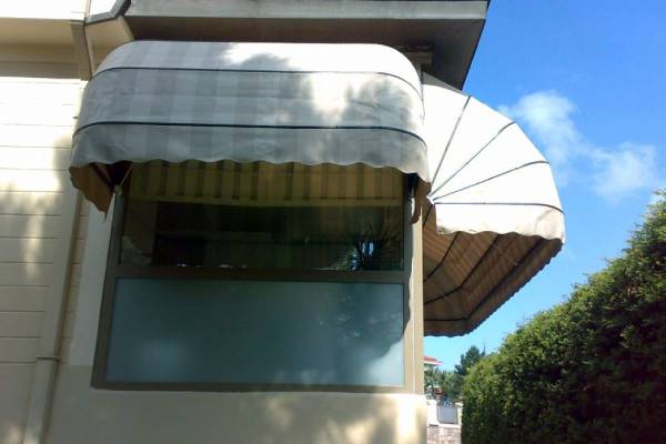 Kocaeli Körüklü Balkon Tentesi Kocaeli Körüklü Balkon Tentesi